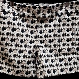 ❤️ White House Black Market Women's Crop Leg Shorts Geometric Pattern